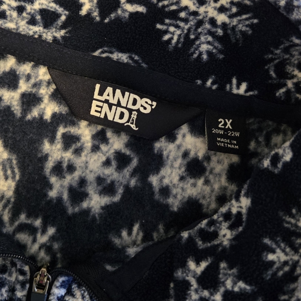 Lands' End Navy Quarter Zip With Snowflake Pattern, Size 2XL - Picture 2 of 7